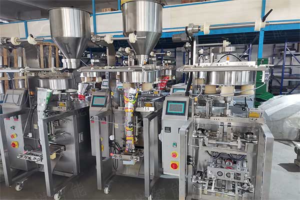 小颗粒全自动草莓社区网址的新地址在颗粒剂、干果、膨化小食品等领域应用较多